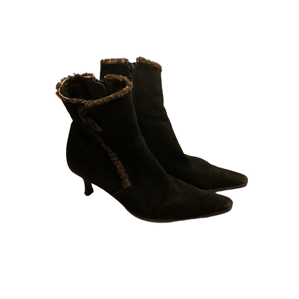 Stuart Weitzman Black Suede Heeled Boots with Brown Fur Trim